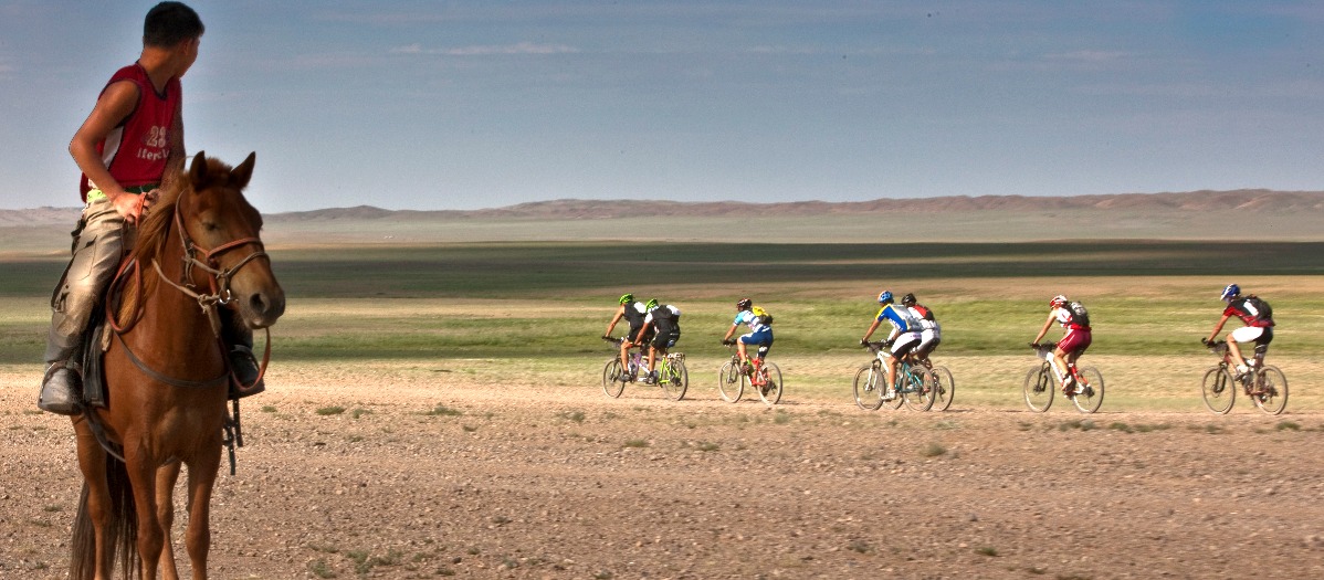 Gobi desert biking tour