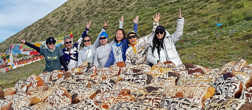 Mongolia Expeditions Team Completes Mount Everest & Mount Kailash Journey